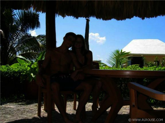 Amy & Gene relaxing in Cancun