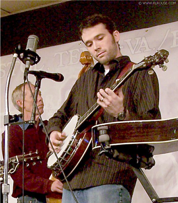 Jason Skinner picking his banjo.